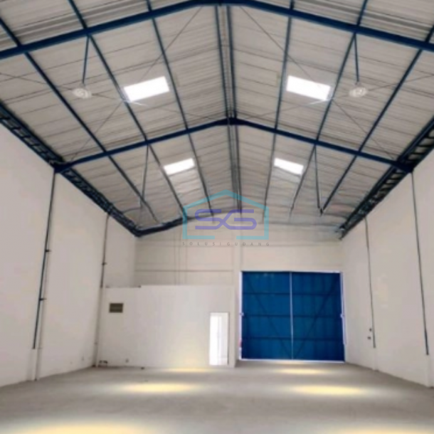 Dijual Gudang Akses Container Luas Tanah  396 m² Lokasi di Gresik Jawa Timur-3