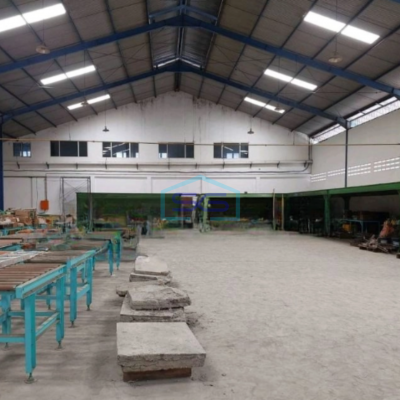 Disewakan Gudang Luas Bangunan  2205 m²  Lokasi di Surabaya