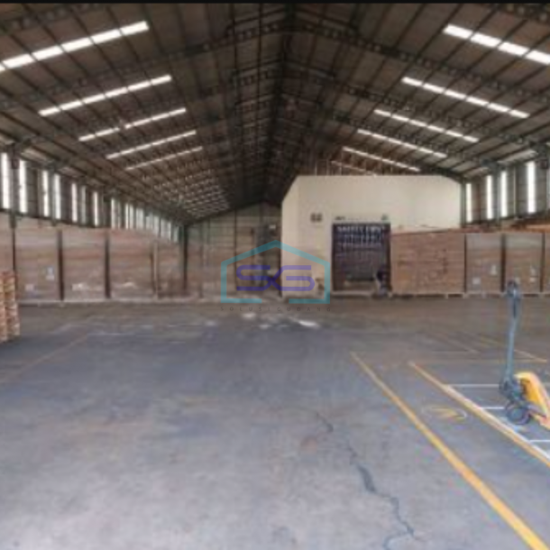 Disewakan Gudang Ada Kantor Luas Bangunan 3580 m² di Margomulyo Surabaya-2