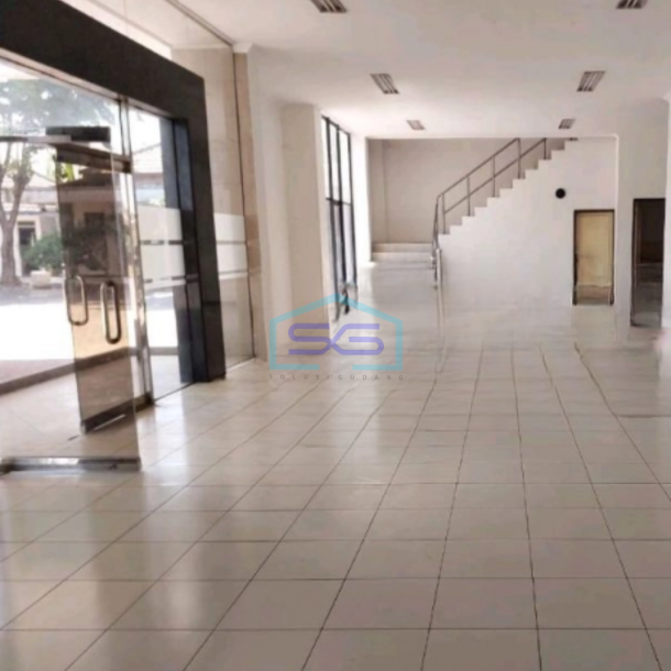 Disewakan Gudang Area Parkir Luas Lokasi Surabaya Jawa Timur Luas Tanah 13000 m²-1