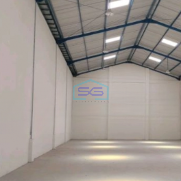 Dijual Gudang Baru Akses Container Luas Bangunan 360 m² di Gresik Jawa Timur-3