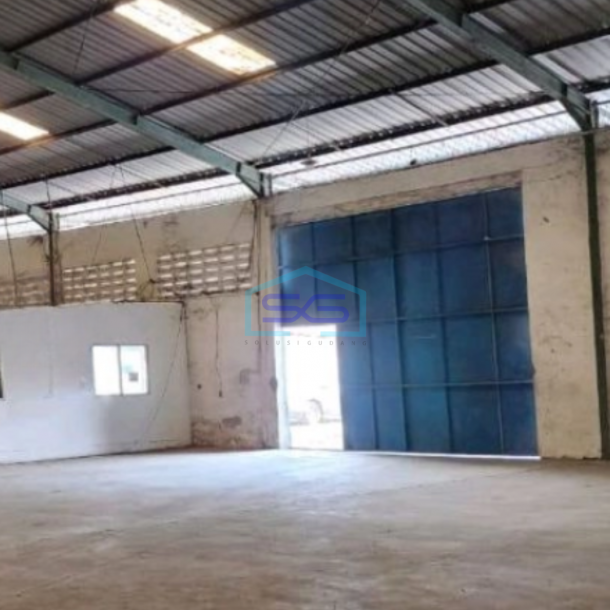 Disewakan Gudang Luas Bangunan 2500 m² Ada Ijin Industri Lokasi di Margomulyo Surabaya-1
