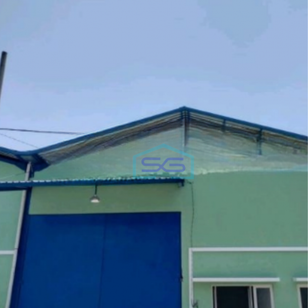 Dijual Gudang Akses Container Luas Tanah 396 m² Lokasi di Gresik Jawa Timur-1
