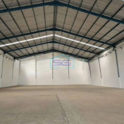 Dijual Gudang Luas Tanah  1426 m² Akses Container di Waru Surabaya
