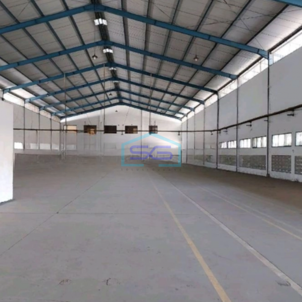 Disewakan Gudang Luas Tanah  12150 m² Lokasi Bebas Banjir dan Siap Huni di Surabaya-1