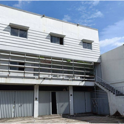 Disewakan gudang bebas banjir siap pakai di Tanjung Pura Kalideres