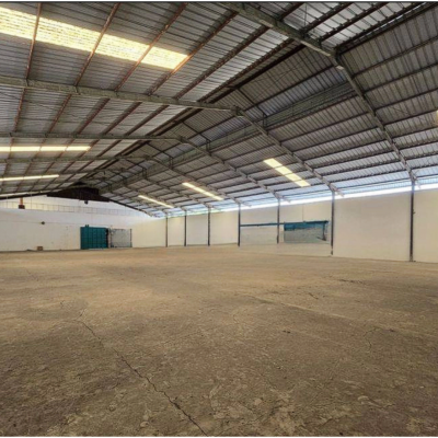 Disewakan gudang besar di Rawa Buaya