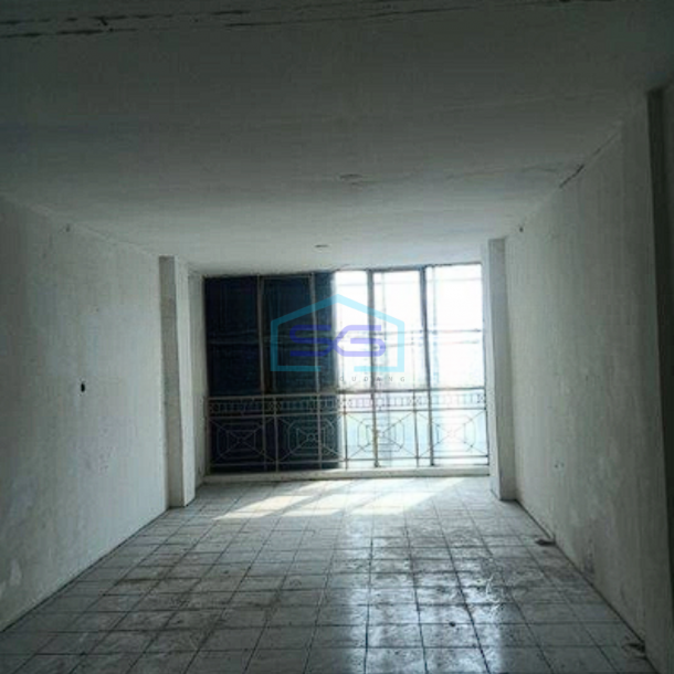 Dijual Ruang Usaha xBengkel Di Jln Kamal Raya Jakarta Barat Luas 289m2-2