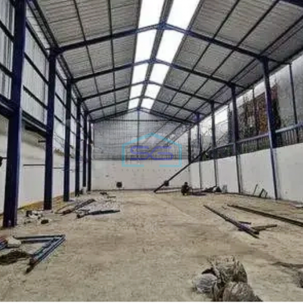 Disewakan gudang strategis bagus di Bojong Indah-1