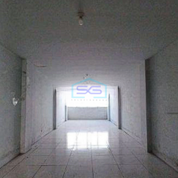 Disewakan Ruko Gandeng 3 Baru Di Jurumudi Tangerang LB 768m2-2