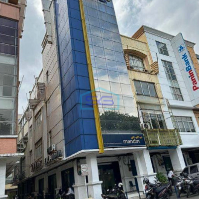 Disewakan Ruko Hoek Di Mutiara Taman Palem Daerah Cengkareng Jakarta Barat LB 363m2