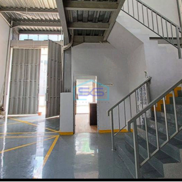 Disewakan gudang + kantor bagus siap pakai di Kalideres-12