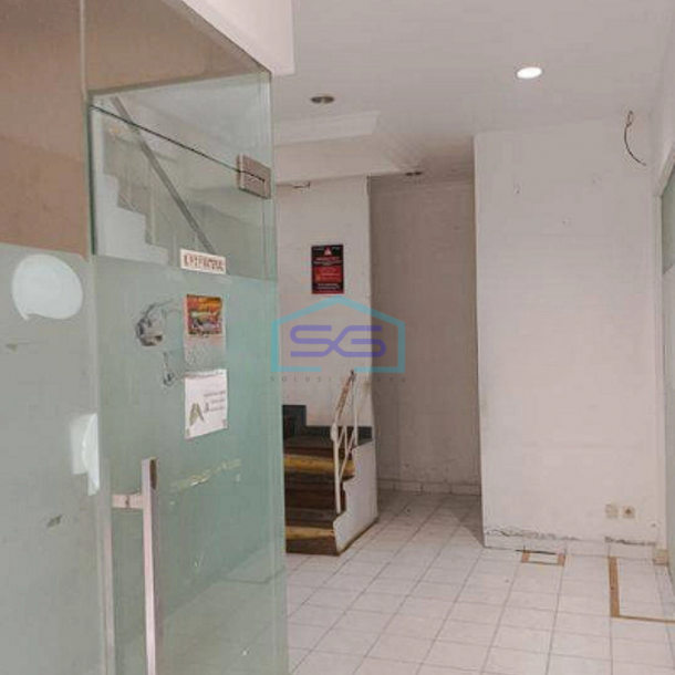 Disewakan Ruko Hoek Di Mutiara Taman Palem Cengkareng Jakarta Barat LB 282m2-5