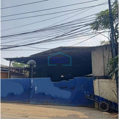 Dijual gudang bagus siap pakai di Kamal Tegal Alur