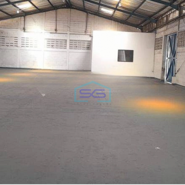 Disewakan gudang bagus 600m2 di Karawaci-1