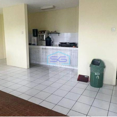 Dijual gudang gandeng 504m2 di Kamal