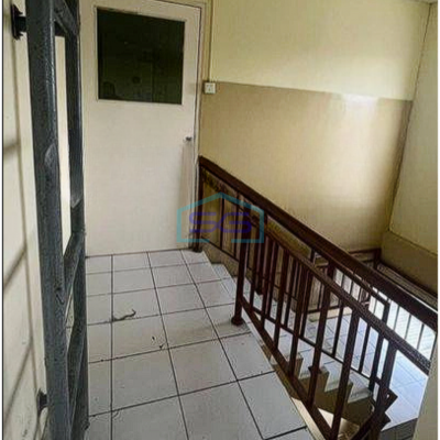 Dijual gudang gandeng 504m2 di Kamal