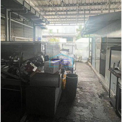 Dijual gudang gandeng 504m2 di Kamal