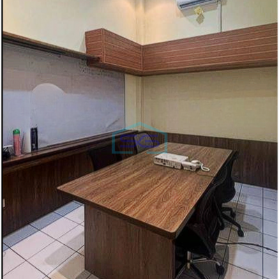 Dijual gudang gandeng 504m2 di Kamal