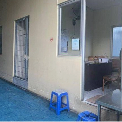 Dijual gudang gandeng 504m2 di Kamal