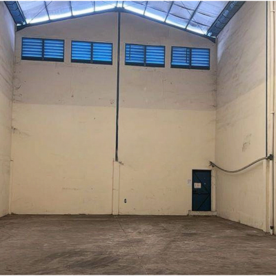 Disewakan gudang bagus siap pakai di Poris-4