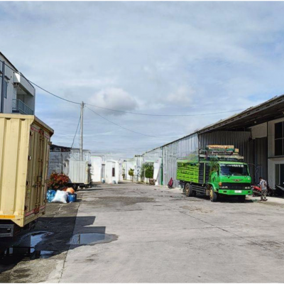 Disewakan gudang bebas banjir siap pakai di Tanjung Pura Kalideres
