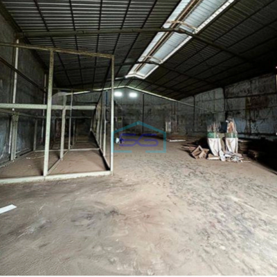 Disewakan dan dijual gudang 1200m2 bagus di Cipondoh