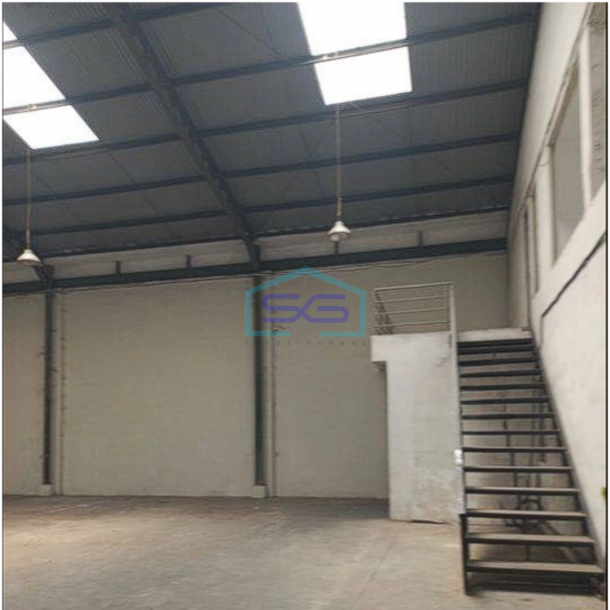 Dijual gudang besar muat container 40 feet di Jatake-4