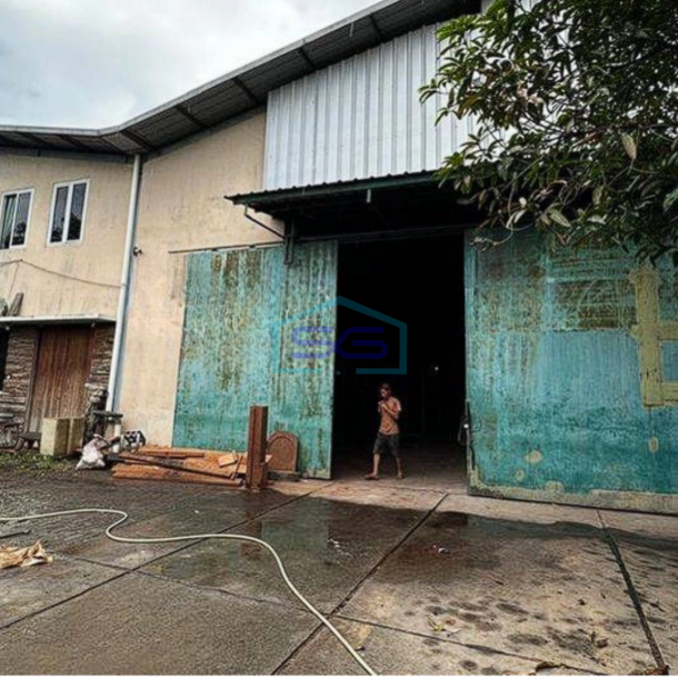Disewakan dan dijual gudang 1200m2 bagus di Cipondoh-3