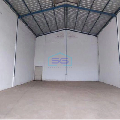 Disewakan gudang siap pakai di Jurumudi Daan Mogot