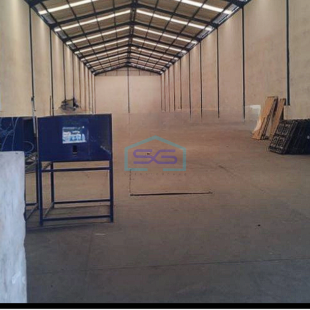 Dijual gudang 380m2 di Kamal-2