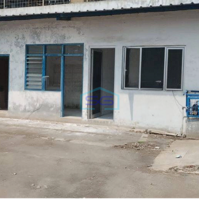 Dijual gudang bagus 894m2 di Kamal