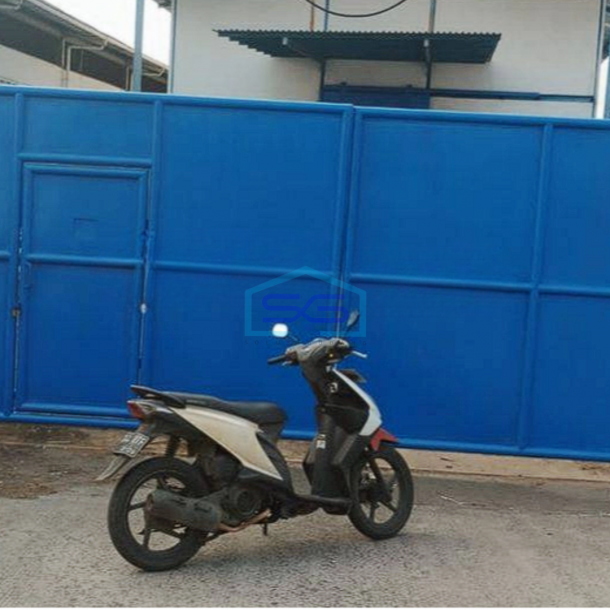 Dijual gudang bagus 894m2 di Kamal-3