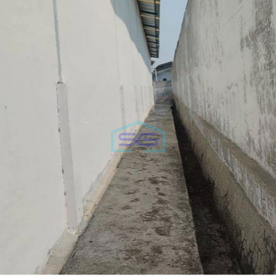Dijual gudang bagus 894m2 di Kamal
