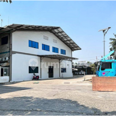 Dijual murah gudang 1 ha siap pakai di Kapuk Kamal