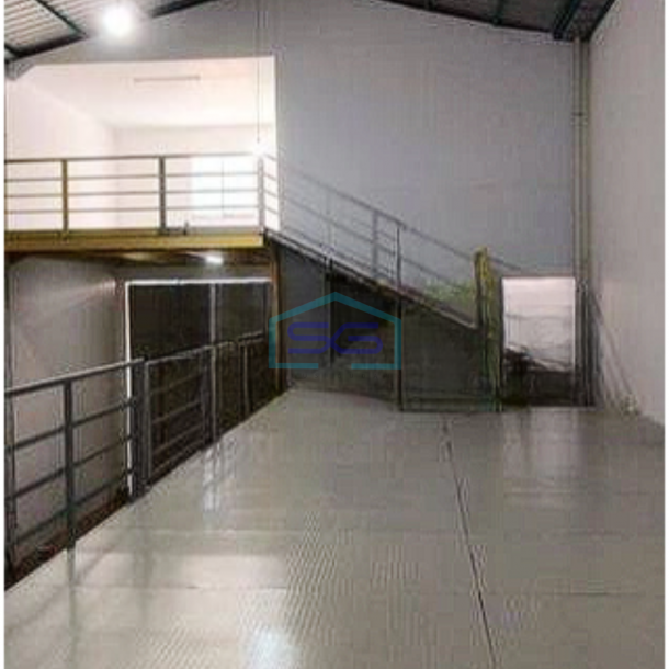 Disewakan gudang muat cont 40 feet di Batu Ceper-1