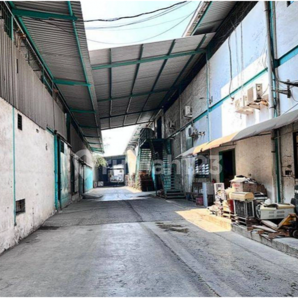 Dijual murah gudang 1 ha siap pakai di Kapuk Kamal-1