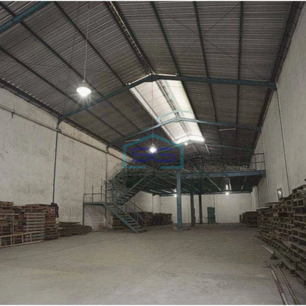 Disewakan gudang siap pakai 580 m2 di  Daan mogot-6