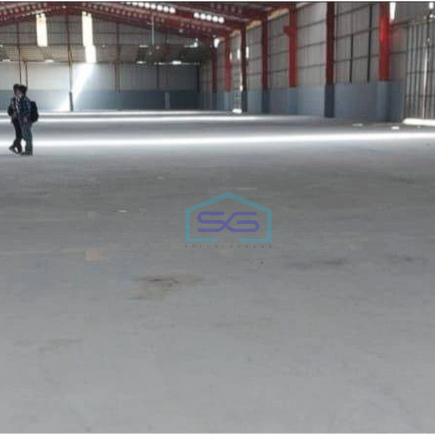 Disewa gudang 3000m2 bagus di Legok-1