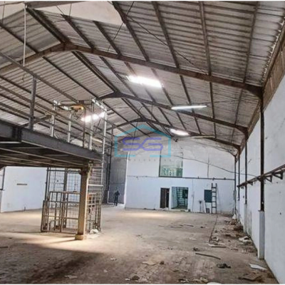 Disewakan gudang bagus 800m2 di Cipondoh-4