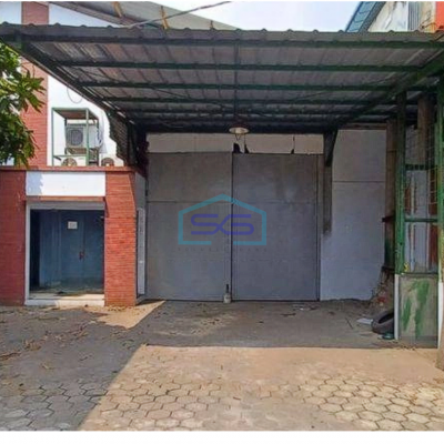 Disewakan gudang bagus 800m2 di Cipondoh-2