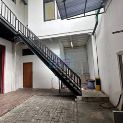 Dijual Gudang Siap Pakai 2 Lantai Luas Bangunan 919 m² Lokasi Daan Mogot Tangerang