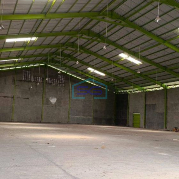 Disewakan Gudang Siap Pakai di Bayur Tangerang Luas Bangunan  1944 m²-2
