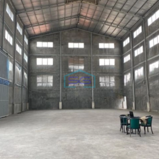 Disewakan Gudang Lokasi Bebas Banjir Luas Tanah 1415 m² di Karawaci Tangerang-1