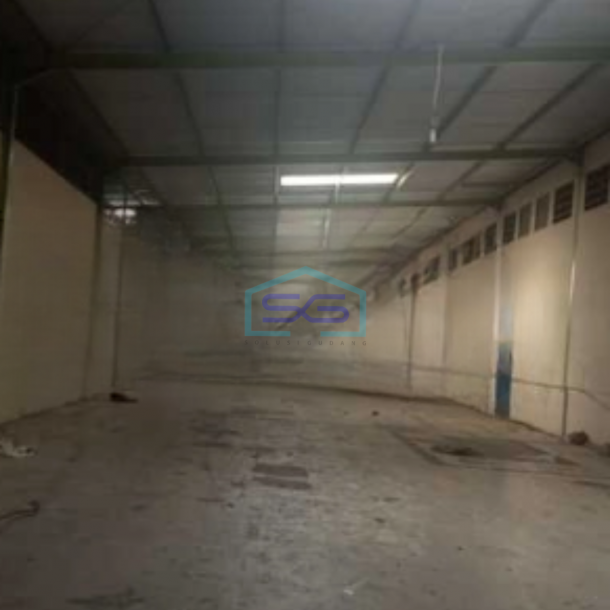 Disewakan Gudang Lokasi Bebas Banjir Luas Bangunan 10044 m² di Karawaci Tangerang-2