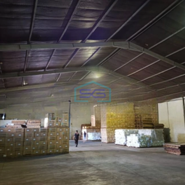Disewakan Gudang Akses Container 40 Feet Luas Bangunan  862 m² Lokasi Karawaci Tangerang-2