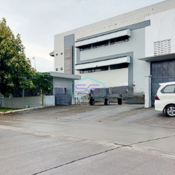 Disewakan Gudang Rapih Siap Pakai Delta silicon 3 Cikarang LB 1500m2-1