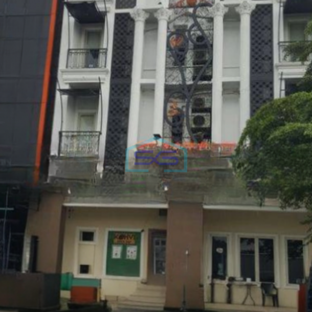 Dijual Ruko Lokasi Strategis di Karawang Barat Luas Tanah 200 m²-1