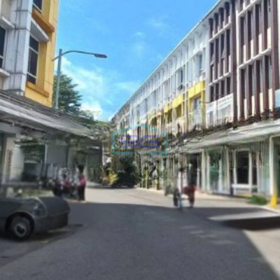 Dijual Ruko Bagus 3 Lantai Lokasi Sangat  Strategis di Summarecon Bekasi