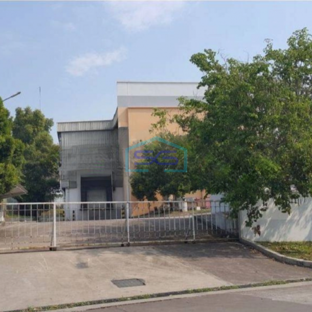 Disewakan Pabrik Dalam Kawasan Industri Karawang Barat Luas Tanah 3051 m²-1